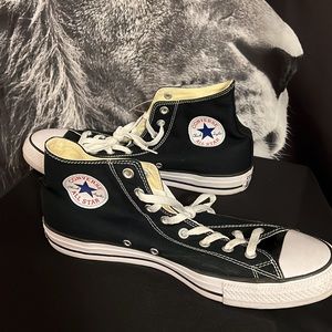 Converse High Top Classic Chuck Taylors
